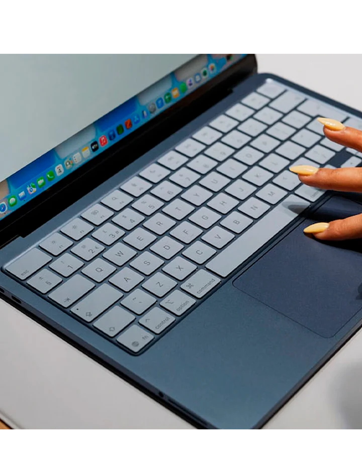 Apple Laptop MacBook Neo 13 pulgadas chip A18 Pro 8GB 512GB SSD Indigo